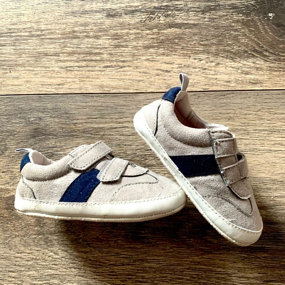 Saúde infant sneakers - Picture 1 of 2